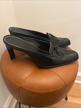 Antonio Marras Black Leather Knot-Trim Mule Heels